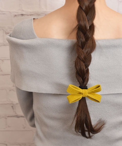 Mayree（メイリー）の「【float】ベルベット リボン ヘアゴム（ヘアゴム・レディース・マスタード/ダークブラウン/ワインレッド/インディゴブルー・FREE）」の3枚目の写真