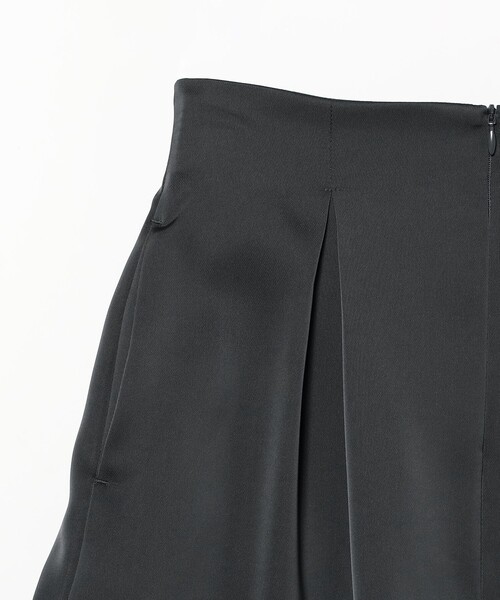 Demi-Luxe BEAMS(デミルクス ビームス)の「BEAMS SALON / シルキー ミニ ショートパンツ【セレモニー・オケージョン】(その他パンツ・レディース・チャコールグレー/ブラック・36/38)」の7枚目の写真