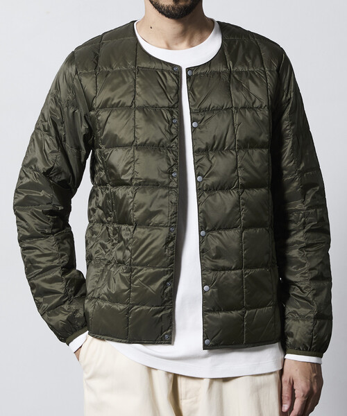 FREAK'S STORE（フリークスストア）の「限定展開 TAION/タイオン ベーシック クルーネックボタン インナーダウンジャケット / TAION-104（ダウンジャケット/コート・メンズ・チャコールグレー/オリーブ/ブラック/ネイビー・X-LARGE/LARGE/MEDIUM/SMALL）」の12枚目の写真