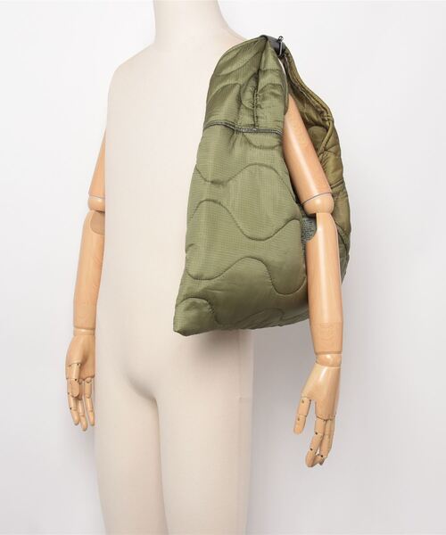 THRIFTY LOOK（スリフティールック）の「THRIFTY LOOK スリフティルック / TRIANGLE LARGE TOTE（トートバッグ・メンズ・オリーブ・FREE）」の5枚目の写真