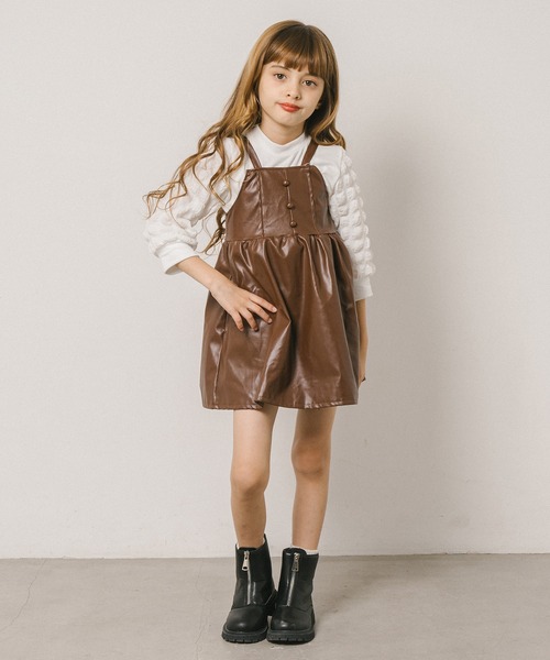 URBAN CHERRY（アーバンチェリー）の「フロントジップショートブーツ（ブーツ・キッズ・ブラック・18.0cm/18.5cm/19.0cm/19.5cm/20.5cm/21.0cm/22.0cm）」の3枚目の写真