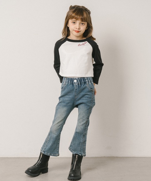 URBAN CHERRY（アーバンチェリー）の「フロントジップショートブーツ（ブーツ・キッズ・ブラック・18.0cm/18.5cm/19.0cm/19.5cm/20.5cm/21.0cm/22.0cm）」の5枚目の写真