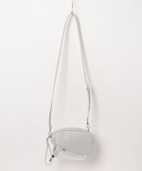 SAC'S BARJean(サックスバージーン)の「【Reebok/リーボック】 2WAY SHOULDER BAG(ショルダーバッグ・レディース・ブラック/シルバー・FREE)」の3枚目の写真