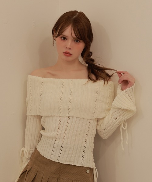 M DOLLY(エムドリー)の「Sleeve ribbon aria knit tops/スリーブリボンアーリアニットトップス(ニット/セーター・レディース・ピンク/アイボリー・FREE)」の1枚目の写真