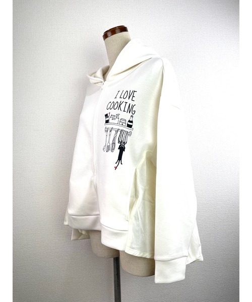 Rydia（リディア）の「クッキングコビニャーフレアーパーカー（パーカー・レディース・モカ/ブラック/アイボリー・M）」の4枚目の写真
