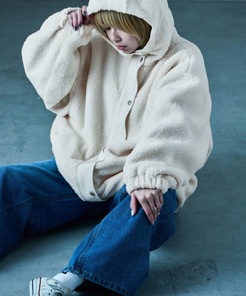 ボア ビッグシルエット フードブルゾン（ダウンジャケット/コート