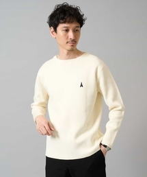 a.v.v（アーヴェヴェ）の「【洗濯機で洗える】ワンポイント刺繍ボートネックニット（ニット/セーター・メンズ）」