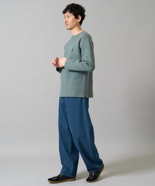 a.v.v(アーヴェヴェ)の「【洗濯機で洗える】ワンポイント刺繍ボートネックニット(ニット/セーター・メンズ・アイボリー/ネイビー/ミント・44/46/48/50)」の7枚目の写真