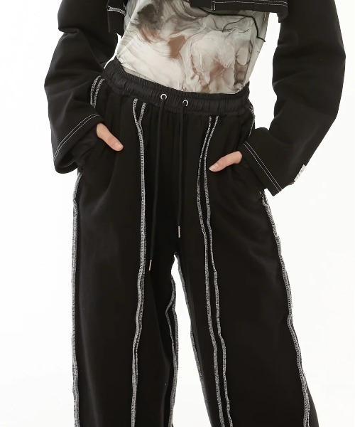 casane(カサネ)の「CASANE(カサネ)Heavyweight color stitch pants(その他パンツ・レディース・ブラック/チャコールグレー・1/2)」の5枚目の写真