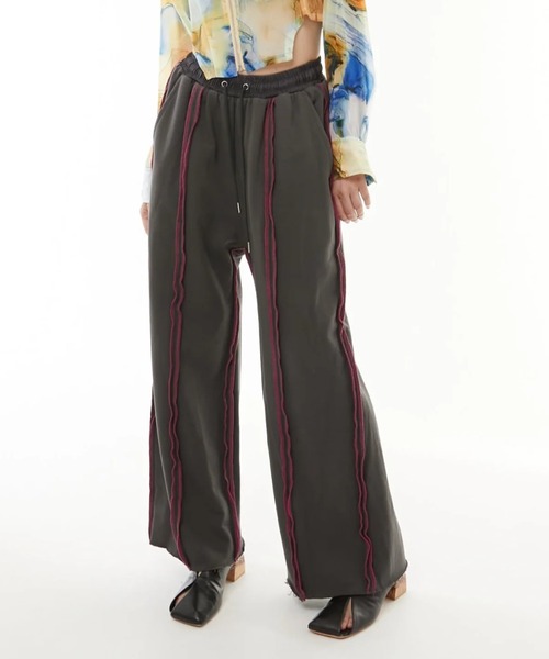 casane(カサネ)の「CASANE(カサネ)Heavyweight color stitch pants(その他パンツ・レディース・ブラック/チャコールグレー・1/2)」の8枚目の写真