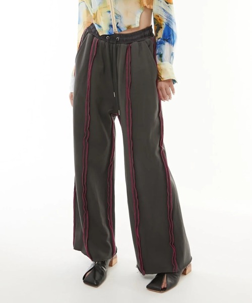 casane(カサネ)の「CASANE(カサネ)Heavyweight color stitch pants(その他パンツ・レディース・ブラック/チャコールグレー・1/2)」の7枚目の写真