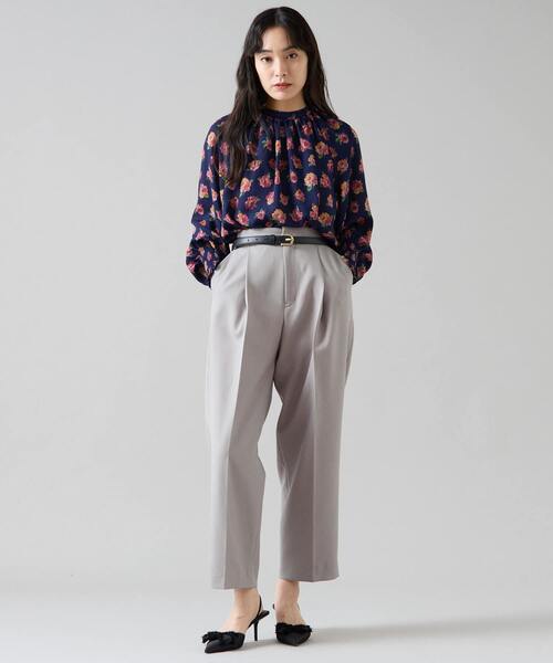 Tiara(ティアラ)の「タックバレルパンツ(その他パンツ・レディース・ブラック/ダークブラウン・2/3/4)」の10枚目の写真