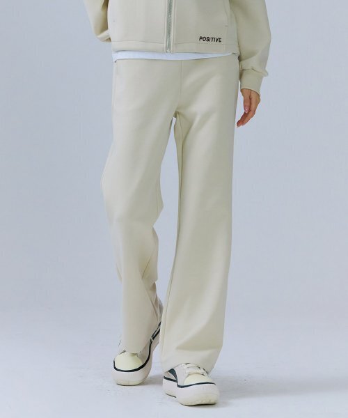 CHASECULT(チェイスカルト)の「レディースワイドウォームアップパンツ-CERG7265B05(スウェットパンツ・レディース・オートミール・76/67/70)」の4枚目の写真