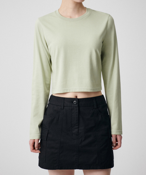 MUSINSA STANDARD WOMAN（ムシンサスタンダードウーマン）の「[クールタンダード] ウィメンズ クルーネック クロップ 長袖Tシャツ [ペイルグリーン]（Tシャツ/カットソー・レディース・その他・SMALL/MEDIUM/LARGE/X-SMALL）」の5枚目の写真
