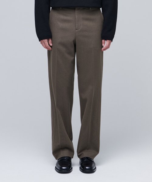 MUSINSA STANDARD(ムシンサスタンダード)の「ウールフランネルワイドスラックス【ダスティベージュ】(スラックス・メンズ・その他・40/38/42/36/34/32/30/31/33/26/27/28/29)」の2枚目の写真