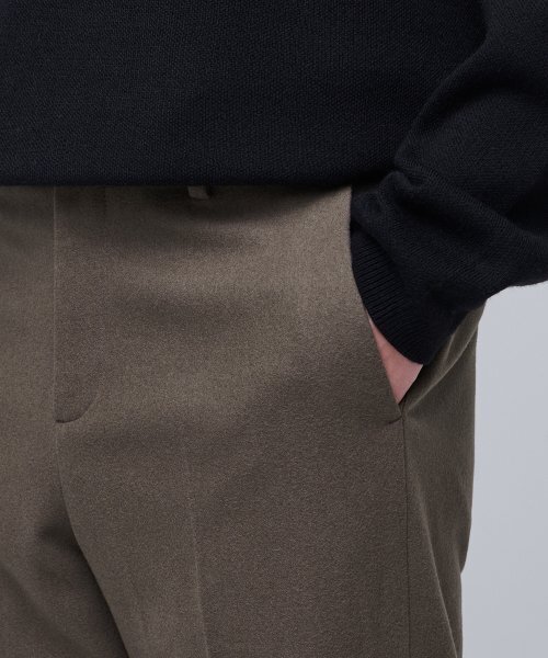 MUSINSA STANDARD(ムシンサスタンダード)の「ウールフランネルワイドスラックス【ダスティベージュ】(スラックス・メンズ・その他・40/38/42/36/34/32/30/31/33/26/27/28/29)」の5枚目の写真