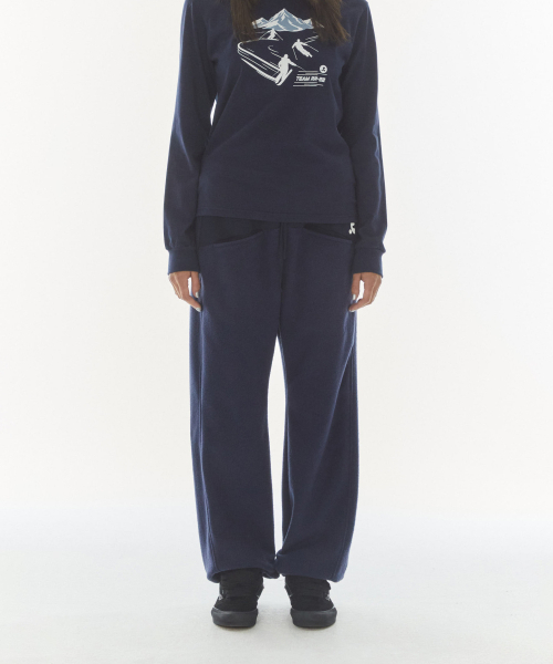 Rest&Recreation（レストアンドレクリエーション）の「COLORATION FLEECE JOGGER PANTS - NAVY（スウェットパンツ・レディース・その他・SMALL/LARGE）」の3枚目の写真