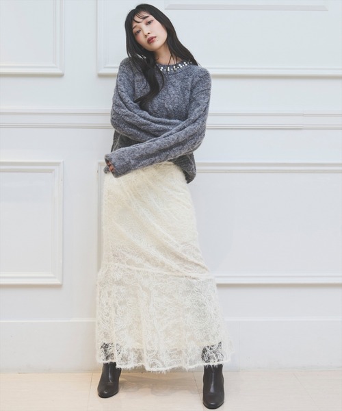 AND COUTURE(アンドクチュール)の「へアリーレースマーメイドスカート(スカート・レディース・ホワイト系その他/ブラック系その他・SMALL/MEDIUM)」の4枚目の写真