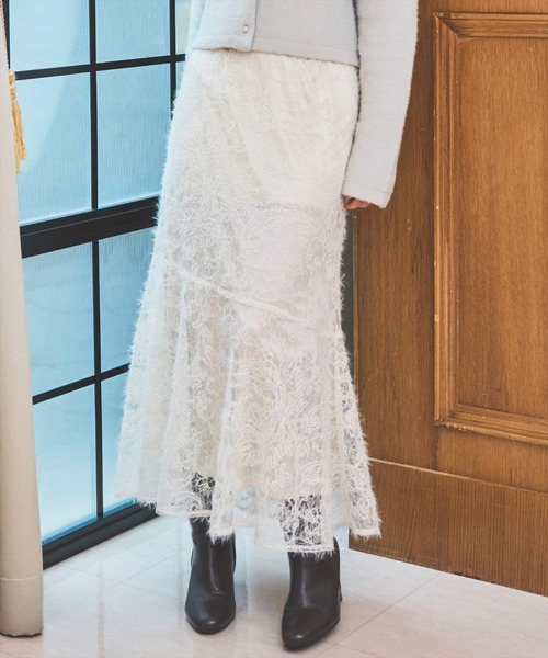 AND COUTURE(アンドクチュール)の「へアリーレースマーメイドスカート(スカート・レディース・ホワイト系その他/ブラック系その他・SMALL/MEDIUM)」の14枚目の写真