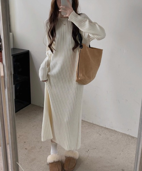 SallyLunn(サリーラン)の「太リブロングワンピース(ワンピース・レディース・ホワイト/ブラック・LARGE/MEDIUM)」の5枚目の写真