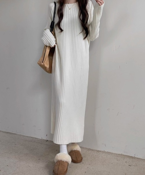 SallyLunn(サリーラン)の「太リブロングワンピース(ワンピース・レディース・ホワイト/ブラック・LARGE/MEDIUM)」の6枚目の写真