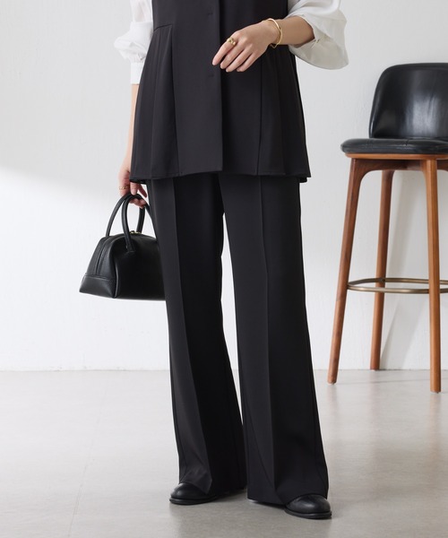COLLAGE GALLARDAGALANTE(コラージュガリャルダガランテ)の「ツイルフレアパンツ/セットアップ可/セレモニー(その他パンツ・レディース・ブラック/ベージュ・0/1)」の4枚目の写真