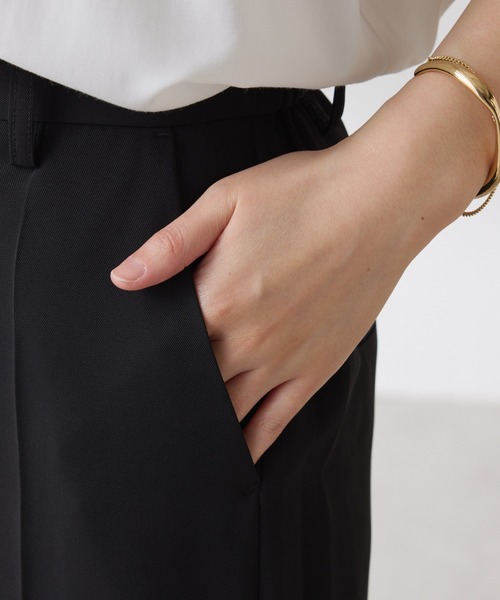 COLLAGE GALLARDAGALANTE(コラージュガリャルダガランテ)の「ツイルフレアパンツ/セットアップ可/セレモニー(その他パンツ・レディース・ブラック/ベージュ・0/1)」の21枚目の写真