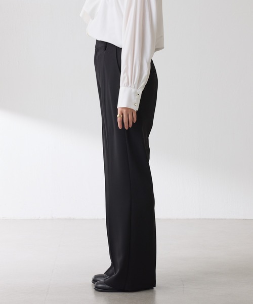 COLLAGE GALLARDAGALANTE(コラージュガリャルダガランテ)の「ツイルフレアパンツ/セットアップ可/セレモニー(その他パンツ・レディース・ブラック/ベージュ・0/1)」の16枚目の写真