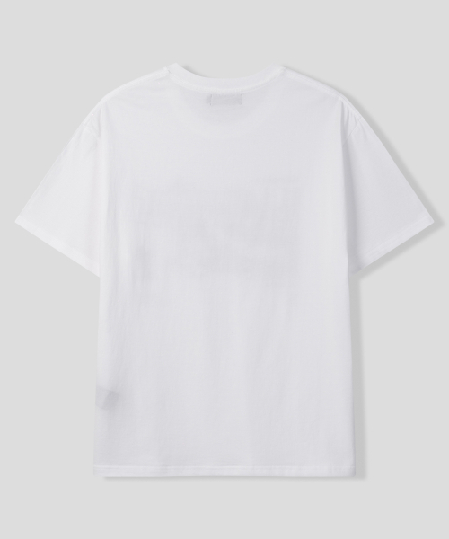 BLACK MOMENT（ブラックモーメント）の「グランジシェードレタリンググラフィックオーバーサイズ半袖Tシャツ[ホワイト]（Tシャツ/カットソー・メンズ・ホワイト・SMALL/MEDIUM/LARGE）」の3枚目の写真