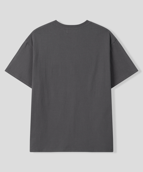 BLACK MOMENT（ブラックモーメント）の「グランジシェードレタリンググラフィックオーバーサイズ半袖Tシャツ[ホワイト]（Tシャツ/カットソー・メンズ・ホワイト・SMALL/MEDIUM/LARGE）」の5枚目の写真