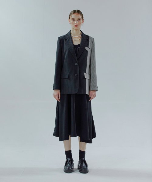 ETMON(エトモン)の「Two Button Single Jacket Mix Black(テーラードジャケット・レディース・その他・FREE)」の4枚目の写真