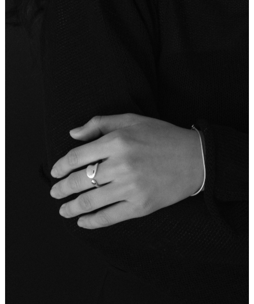 ANOTHERLAYER（アナザーレイヤー）の「The Flow Ring (silver925)（リング・レディース・シルバー・FREE）」の2枚目の写真