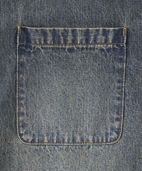 EXCONTAINER(エックスコンテナ)の「デミジウォッシュドデニムハーフシャツ (FADE BLUE)(シャツ/ブラウス・メンズ・その他・MEDIUM/LARGE/X-LARGE)」の5枚目の写真
