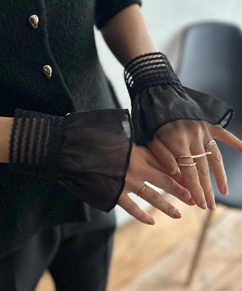 Kotoe(コトエ)の「オーガンジー シアーフリル シンプル付け袖(アームカバー・レディース・ホワイト/ブラック・FREE)」の13枚目の写真