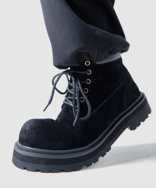 WETHEROAD（ウィーザロード）の「WTRD5117-1 Cameroon Suede 7 Hole Walker Black Washing [230-290MM]（ブーツ・メンズ・その他・23cm/24cm/25cm/26cm/27cm/28cm/29cm）」の2枚目の写真