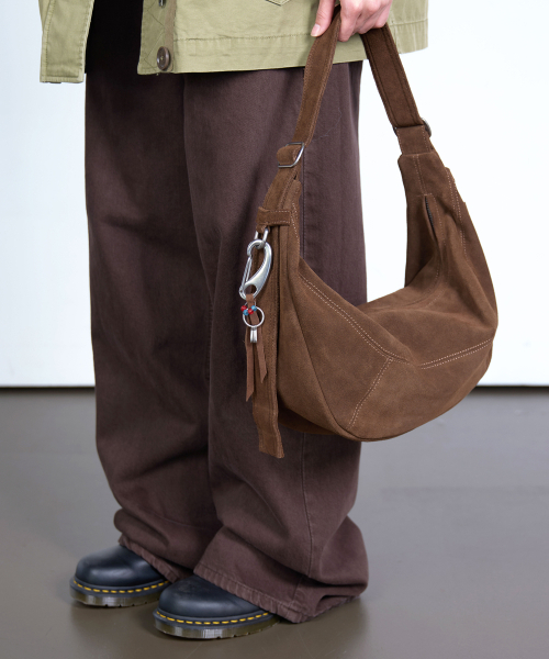 SSRL(シエスタ ロイヤル レーベル)の「Voyager Bag (Small) / Brown (Cow Suede)(ショルダーバッグ・レディース・その他・FREE)」の1枚目の写真