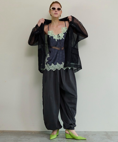 MAISON SPECIAL（メゾンスペシャル）の「Asymmetrical Balloon Pants/アシンメトリーバルーンパンツ（その他パンツ・レディース・ピンク/ホワイト/グレー/チャコールグレー・38/36）」の7枚目の写真