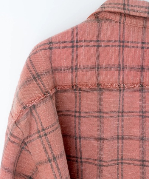 Name.(ネーム)の「COTTON FLANNEL PLAID OPEN COLLAR SHIRT : DISTRESSED/オープンカラーシャツ/チェックシャツ/Name.(シャツ/ブラウス・メンズ・サックスブルー/レッド・1/2)」の6枚目の写真
