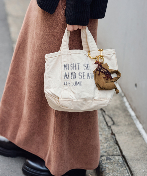 FRAMeWORK（フレームワーク）の「≪WEB限定 / 追加≫SEUVAS 別注キャンバストート S（トートバッグ・レディース・アイボリー・FREE）」の6枚目の写真