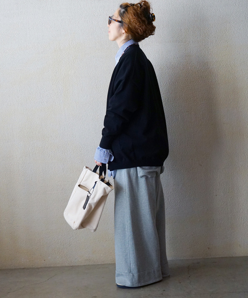 JOURNAL STANDARD LUXE(ジャーナルスタンダード ラックス)の「ハイツイストテンジク Vネックカーディガン(カーディガン/ボレロ・レディース・アイボリー/ブラック/ネイビー・FREE)」の5枚目の写真