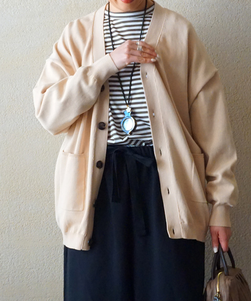 JOURNAL STANDARD LUXE(ジャーナルスタンダード ラックス)の「ハイツイストテンジク Vネックカーディガン(カーディガン/ボレロ・レディース・アイボリー/ブラック/ネイビー・FREE)」の7枚目の写真