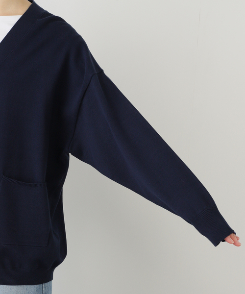 JOURNAL STANDARD LUXE(ジャーナルスタンダード ラックス)の「ハイツイストテンジク Vネックカーディガン(カーディガン/ボレロ・レディース・アイボリー/ブラック/ネイビー・FREE)」の16枚目の写真