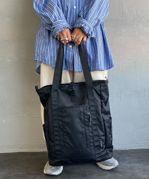 Columbia（コロンビア）の「【WEB限定】[Columbia/コロンビア] グレート スモーキーガーデン 2WAYトートバッグ（トートバッグ・レディース・ブラック・30）」の3枚目の写真