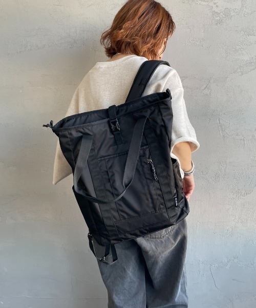 Columbia（コロンビア）の「【WEB限定】[Columbia/コロンビア] グレート スモーキーガーデン 2WAYトートバッグ（トートバッグ・レディース・ブラック・30）」の19枚目の写真