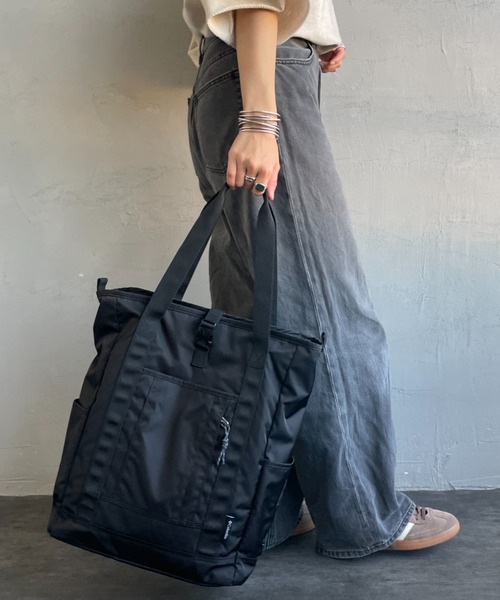 Columbia（コロンビア）の「【WEB限定】[Columbia/コロンビア] グレート スモーキーガーデン 2WAYトートバッグ（トートバッグ・レディース・ブラック・30）」の18枚目の写真