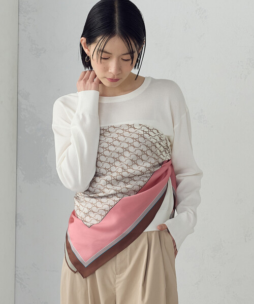 COMME CA ISM（コムサイズム）の「ブロックカラーモノグラムスカーフ（ストール/ショール・レディース・ネイビー系/ピンク系・FREE）」の2枚目の写真