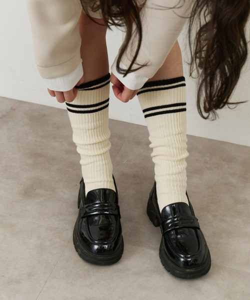 Olu.（オルドット）の「ダブルラインソックス（ソックス/靴下・レディース・グレー/チャコールグレー/アイボリー・FREE）」の7枚目の写真