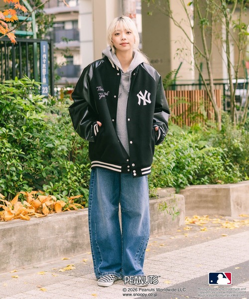 セール】【PEANUTS×MLB】オリジナルデザイン スタジャン バーシティー