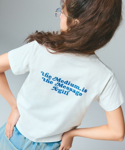 X-girl(エックスガール)の「GLITTER LOGO AND FACE S/S BABY TEE(Tシャツ/カットソー・レディース・ブラック/ホワイト/レッド・S/M)」の14枚目の写真