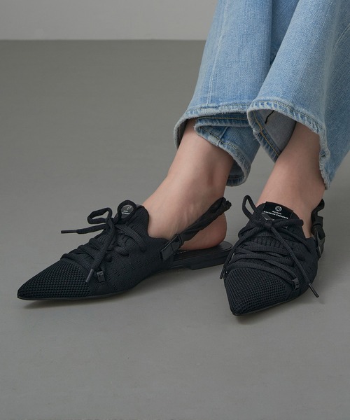 MAISON MAVERICK PRESENTS(メゾンマベリックプレゼンツ)の「【MAISON MAVERICK PRESENTS】Lace-Up Shushuback Flats(パンプス・レディース・ブラック/キャメル・M/S/L)」の13枚目の写真